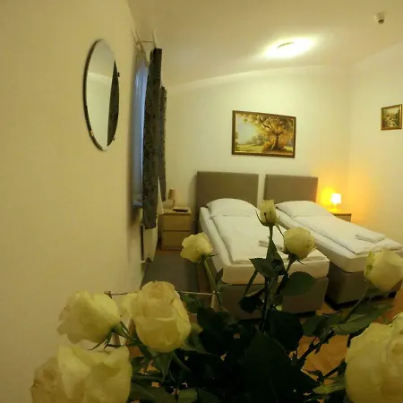 Hostel Red Sails Krakow